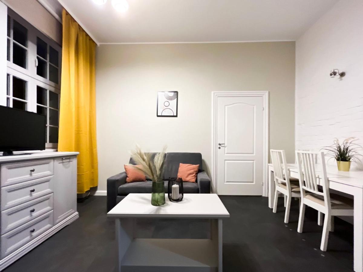 Heart Of - Spacious 3rooms 75m2 As R243 Apartment